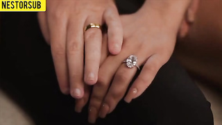 Kayla y Ronin - Pelirroja curvilínea recibe sexo en equipo sub español