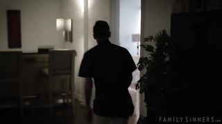 Ashley Fires And Juan El Caballo Loco - Mothers and Stepsons 7