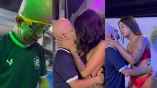 Bruno difarente kissing two chicks