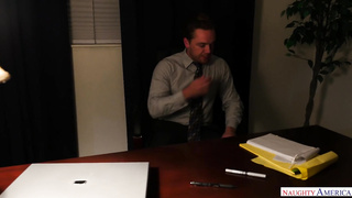 Harley dean  On Desk