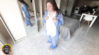 Mi hermanastra no tenía nada debajo del disfraz