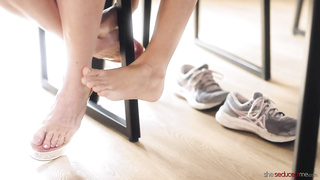 Freya Von Doom And Serene Siren Sorority Loves Sex