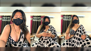 88pink pussy vibertor one boobs open in white saree pinky thapa nepali randi bhabhi part 8