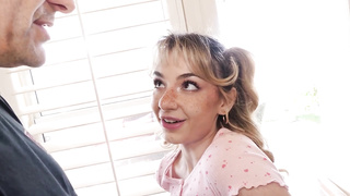 Demi Hawks Neighbors Daughter