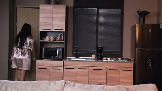 I Fuck My Best Friend's Big Ass Stepmom On The Couch