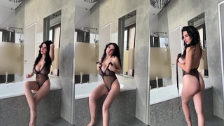 Laurine nickel (aka nicholas ferrer) bathroomshoot