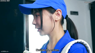 [HZGD-333] I’m the new sales rep at the moving company… the gullible housewife who secretly makes cu