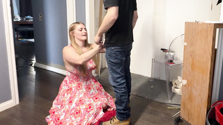 Cheating Wife Creampied by the Handyman