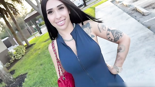 Gold Digger Latina W Big Ass Falls For The Bait