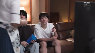 [ROE-478] Days Drowning in Kisses and Impregnation with My Friend’s Beautiful Mother – Nakajima Mina 2 video