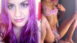 Daniela (NenaTanga) Buendia: "Cogiendome hasta el amanecer sin quitarme mi Lenceria rosita"