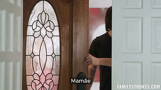 Kendra Sunderland and Kay Lovely meeting the family