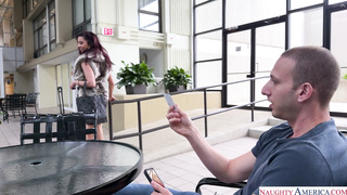 Jezebel Gambino - Sexy Cougar Seduces A Complete Stranger (26/4/26)