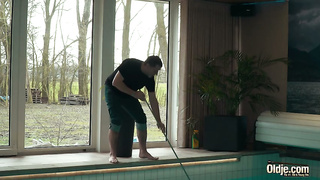 Lady Lyne - A helping hand rq