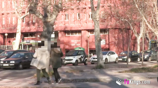 Candela x en busca de universitario sub español