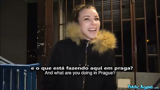 Angel Emily - Traindo dentro do banheiro - Legendado
