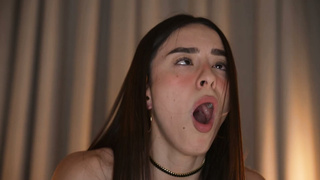 cb-Emyii screaming latina bombshell
