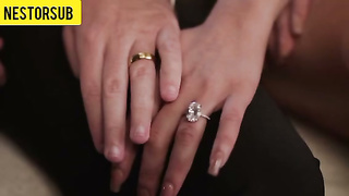 Sadie y Joe - Una esposa cachonda y hambrienta de pollas recibe una eyaculación dentro sub español