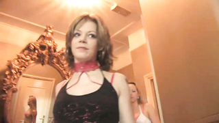 Dutch Girlss Tracy and Ylena have anal sex