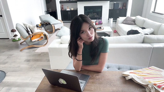 Lucy Mochi — Chemistry In Motivation