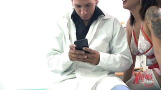 La doctora tiene la cura para tus enfermedades
