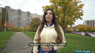 Luiza Marcato - Show Me Your Muscles