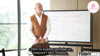Una Estudiante Universitaria Se Queda Boquiabierta – sub español