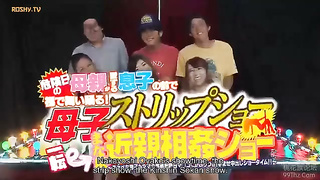 [RCTD-044] Mother and play striptease turning board play show.mp4