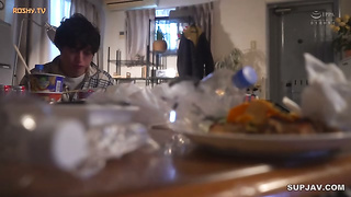 [ROE-503] I moved to Tokyo to live alone, but my mother who can’t let go keeps visiting until we dro 4 video