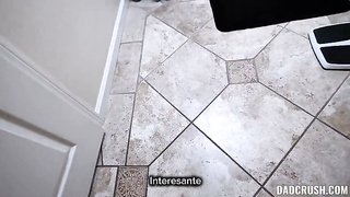 Papa Tiene derecho a castigarme y a abusar de mi cuando le apetezca Kayla Stev Sub