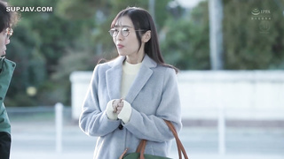 JUR-350 I was the only man on a 2-night, 3-day hot spring trip after the town association party—an a