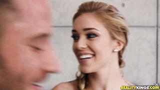 Alina Lopez, Kali Roses - Sultry Blonde Latina Massage