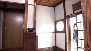 Yuri Oshikawa-( R-M )NGOD-163 Cuando regresé a casa después del ocio, fui seducido por mi tía tetona