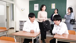 [DASS-969] A married gal tempts me on class observation day. “your mom is way too erotic, isn’t she.