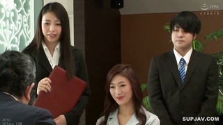 HOMA-105 Shared hotel room on business trip with two female bosses—double creampie Reiko Kobayakawa,