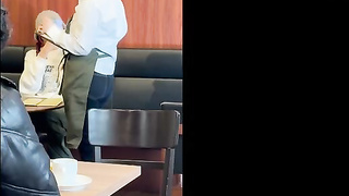DASS-428 Esta desagradable mujer de grandes pechos que intimida a sus subordinados y roba el dinero.
