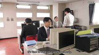 [MFYD-165] My boss turns into a slut at night and fucks me senseless until morning. Saegusa Rei
