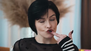 Raee Ripley 4 video