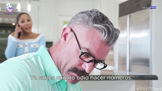 ¿ Puedes revisar tu telefono, Papi ? Sub