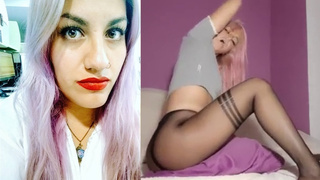 Montada sobre mi almohada muy rico Orgasmo