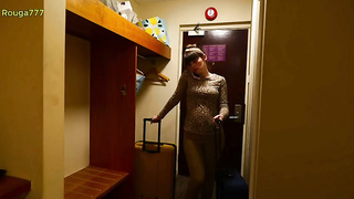 Sydney Harwin - LA TORMENTA UNA HISTORIA DE UNA MADRE Y SU HIJO EN UN HOTEL. Sub Esp