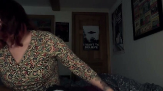 Bettie - Mom Ends Your No Nut November - 21min