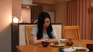 [DLDSS-310-SUBS] A frustrated wife seduces her virgin neighbor and rides him to satisfaction. Ono Yu