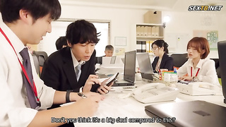 [ROYD-234] Waking up to find a female colleague in her underwear in my room, usually rude and cheeky