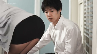 [PRED-887] Unable to control my erection, I received care from a kind teacher, leading to multiple e