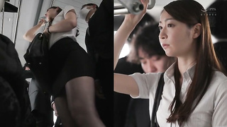 [JUR-790-SUBS] Intimate encounters by the window during my commute lead me to surrender my body agai