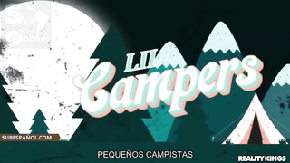 Acampada con mamá y una DP en casa Sub