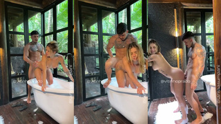 ❗Larissa Sumpani having sex in the bathtub with her boyfriend Vitinho Prado❗