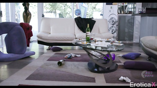 Cassidy klein swinger