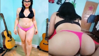 Daniela Buendia: "Fui a esperar a mi amigo a su ensayo para sorprenderlo Cogiendome con Tanga"